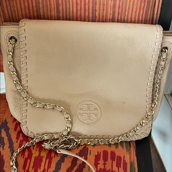 Tory Burch Handbags - Tory Burch Beige Marion Leather Whipstitch Chain Shoulder Bag